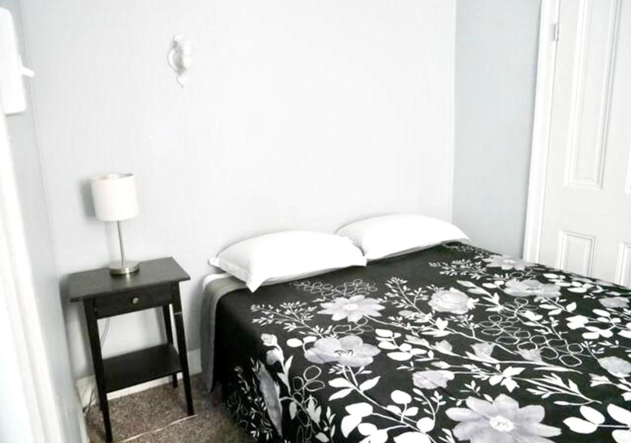 Clover 2900 - Apartment And Rooms With Private Bathroom Near Washington Ave South Philly Filadelfie Exteriér fotografie