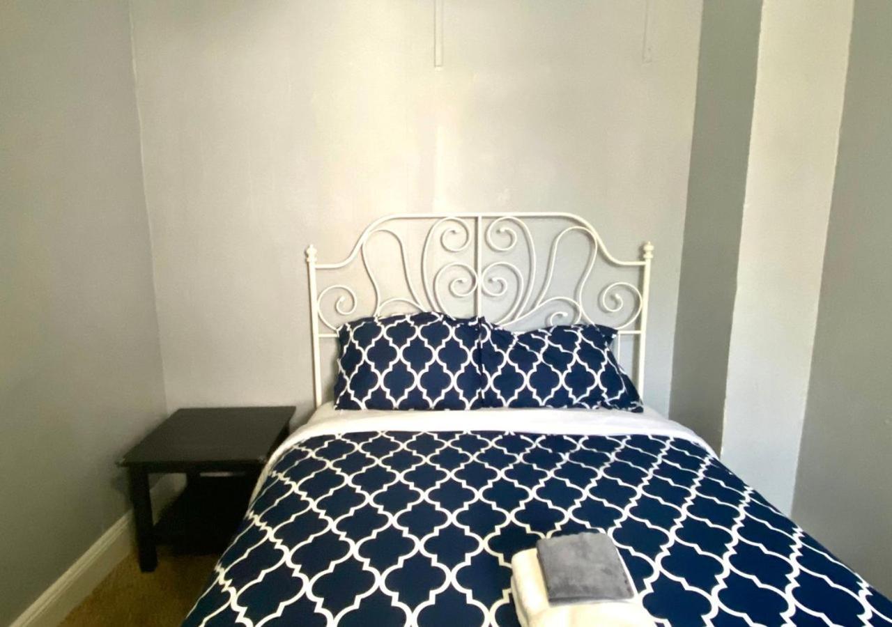 Clover 2900 - Apartment And Rooms With Private Bathroom Near Washington Ave South Philly Filadelfie Pokoj fotografie