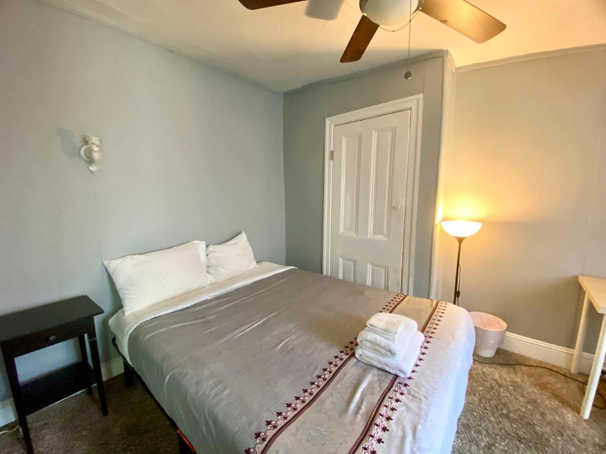 Clover 2900 - Apartment And Rooms With Private Bathroom Near Washington Ave South Philly Filadelfie Exteriér fotografie